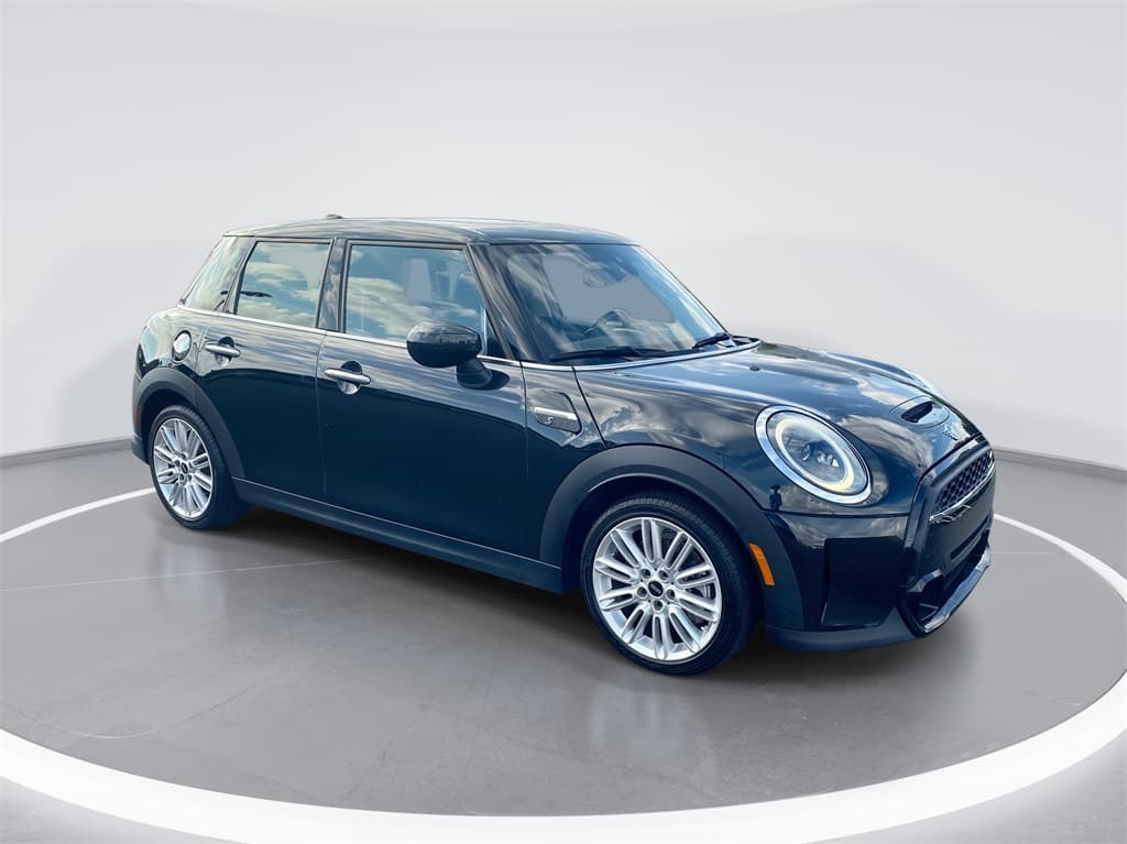 2024 MINI Cooper S Signature