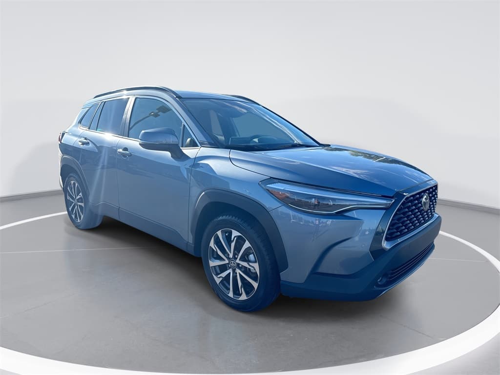 2023 Toyota Corolla Cross XLE
