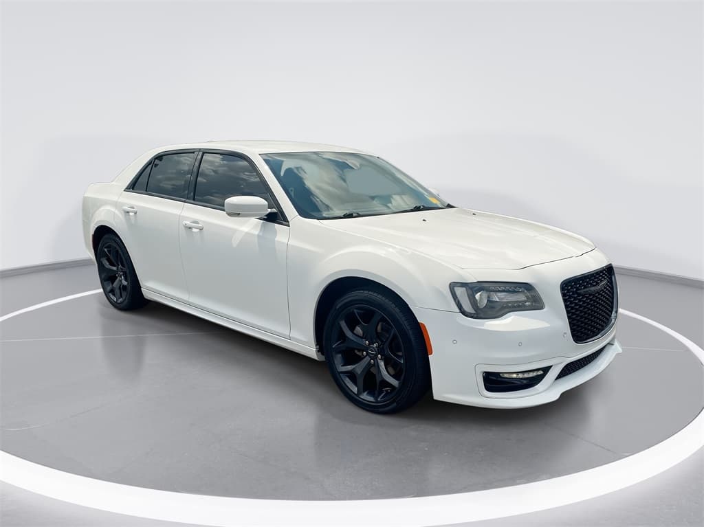 2021 Chrysler 300 Touring