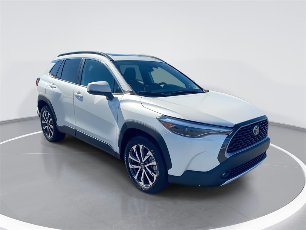 2023 Toyota Corolla Cross XLE